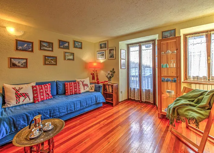 Claire - Relax Con Splendida Vista - Cour 0081 * קורמאיור